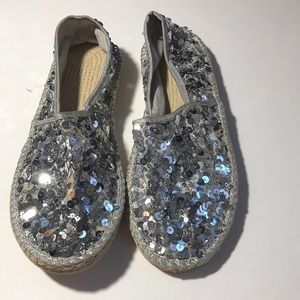 New Without tag Size 9 Slip On Sequin Shoes